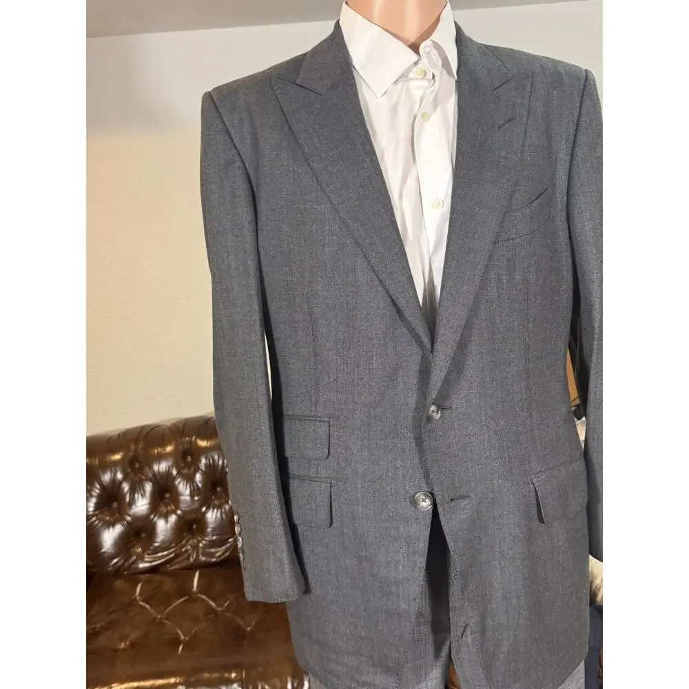 Tom Ford Houndstooth Flannel Wool Silk Peak Lapel Gray Suit 2Pc 52R 42R 37x29
